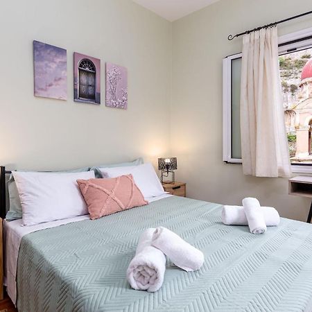 Olivia Guest House コルフ島 エクステリア 写真